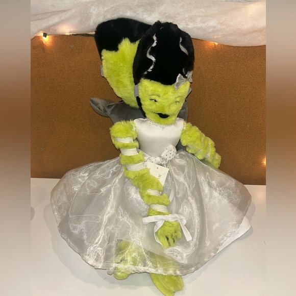 Isaac Mizrahi Frankenstein Bride of Koda Pillow Halloween Tik Tok Viral Set of 2 - Picture 1 of 2